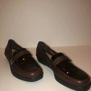 Duck head shoes (women)